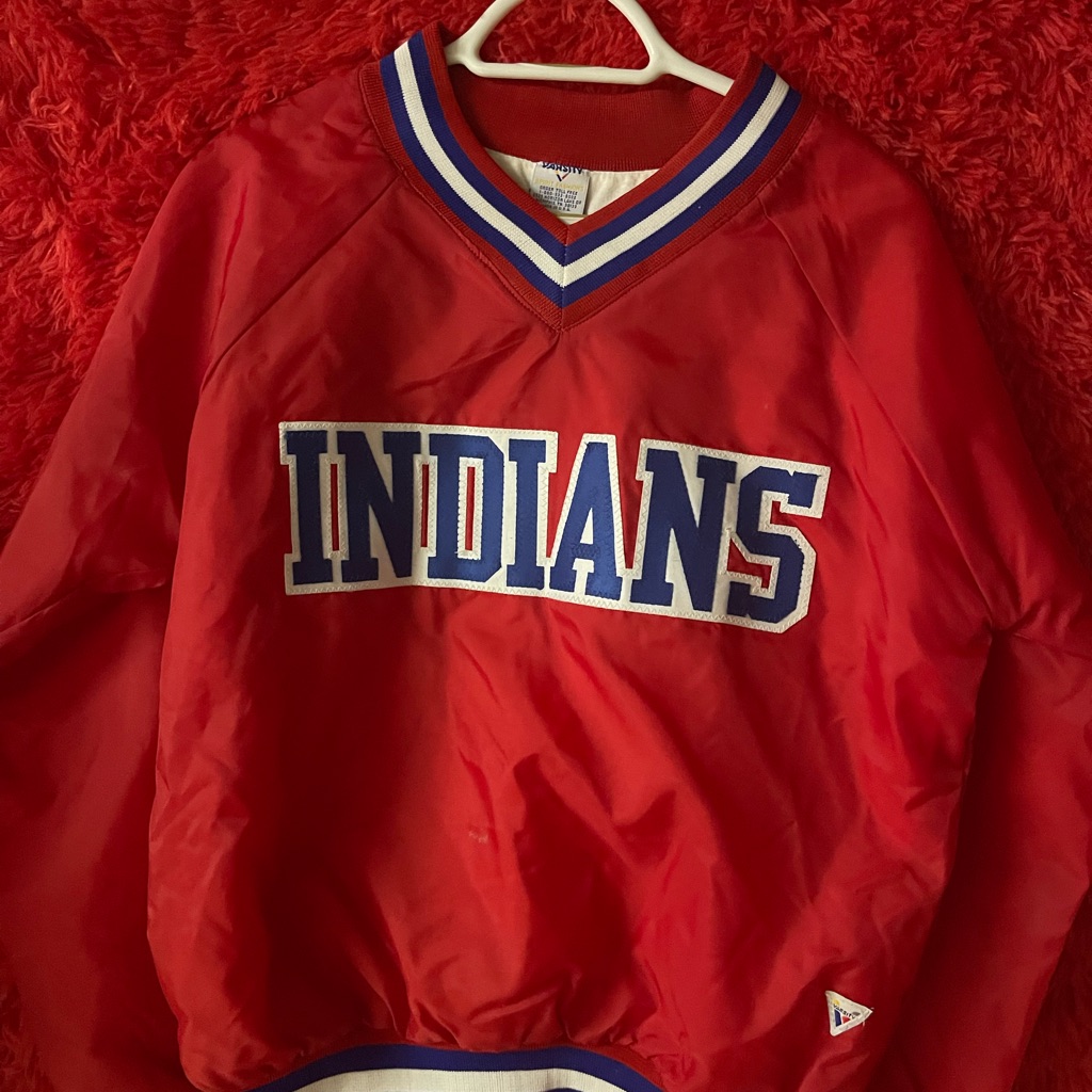 Athletic Pullover Indians